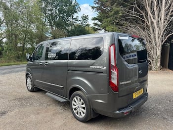 Used Ford Tourneo Custom 2018 for sale - 79761467: Photo