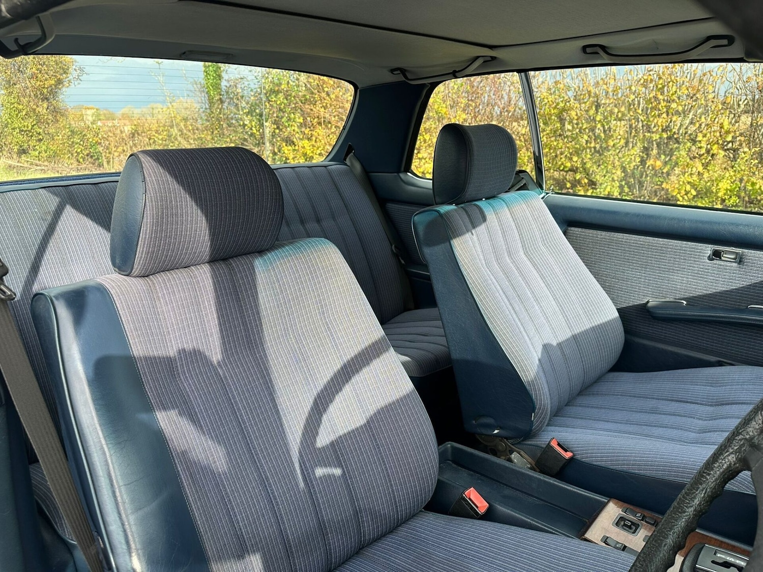 Used Mercedes-Benz C Class 1986 for sale - 76495493: Photo 13