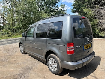 Used Volkswagen Caddy Life 2011 for sale - 79253139: Photo