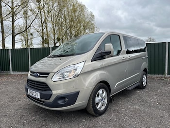 Used Ford Tourneo Custom 2018 for sale - 78179432: Photo