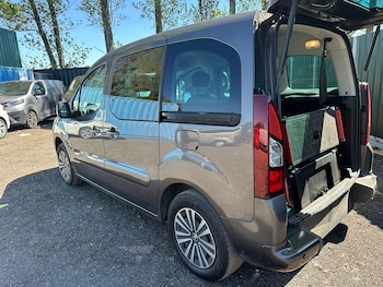 Used Peugeot Partner 2018 for sale - 78422872: Photo