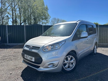 Used Ford Tourneo Connect 2017 for sale - 78422892: Photo