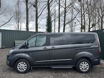Used Ford Tourneo Custom 2019 for sale - 77902683: Photo