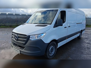 Mercedes-Benz Sprinter feature image