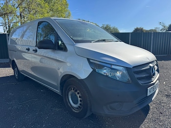 Used Mercedes-Benz Vito 2018 for sale - 76077898: Photo