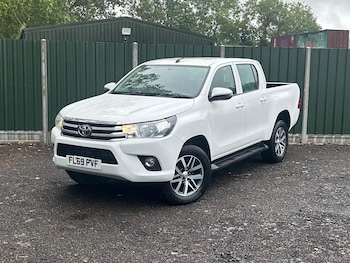 Used Toyota Hilux 2019 for sale - 75344602: Photo