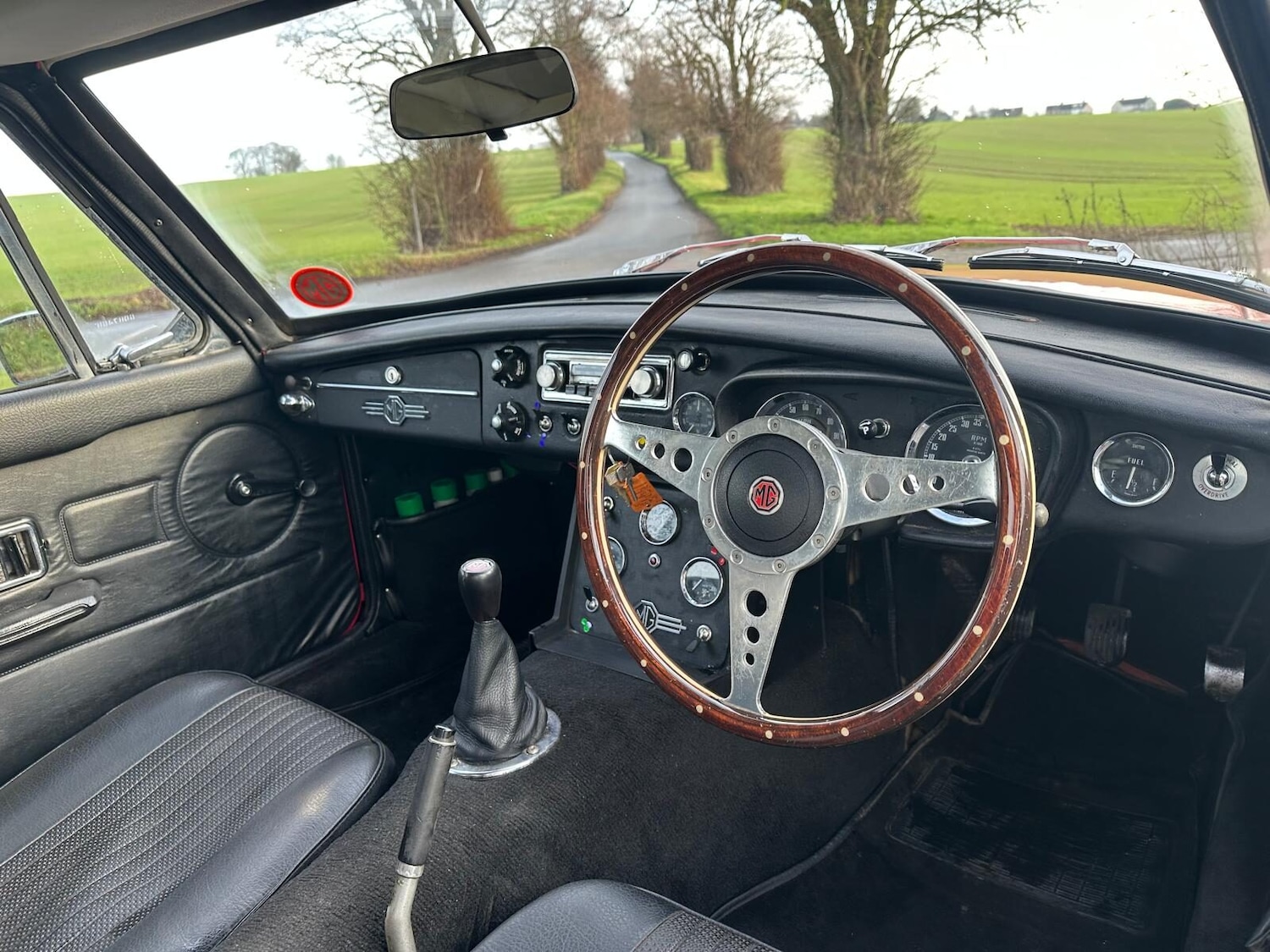 Used MG MGB GT 1970 for sale - 77026437: Photo 12