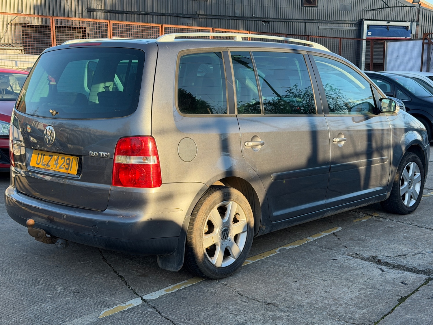 Used Volkswagen Touran 2005 for sale - 76648253: Photo 7