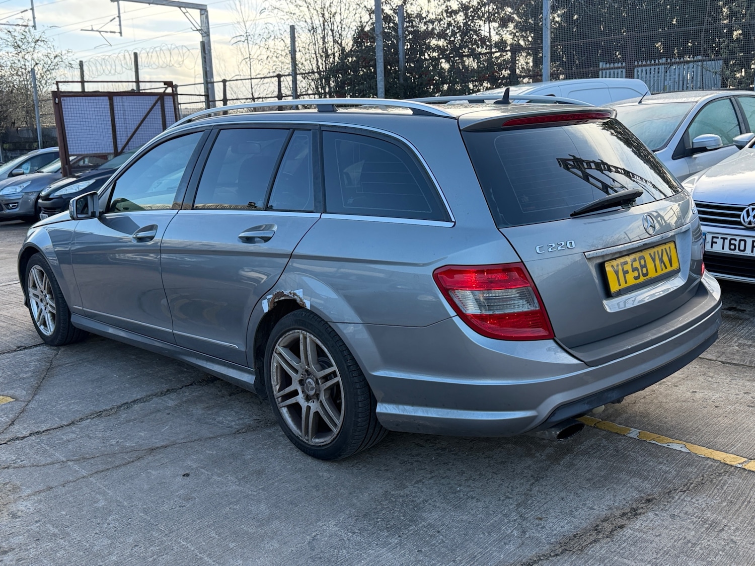 Used Mercedes-Benz C Class 2009 for sale - 77351145: Photo 6