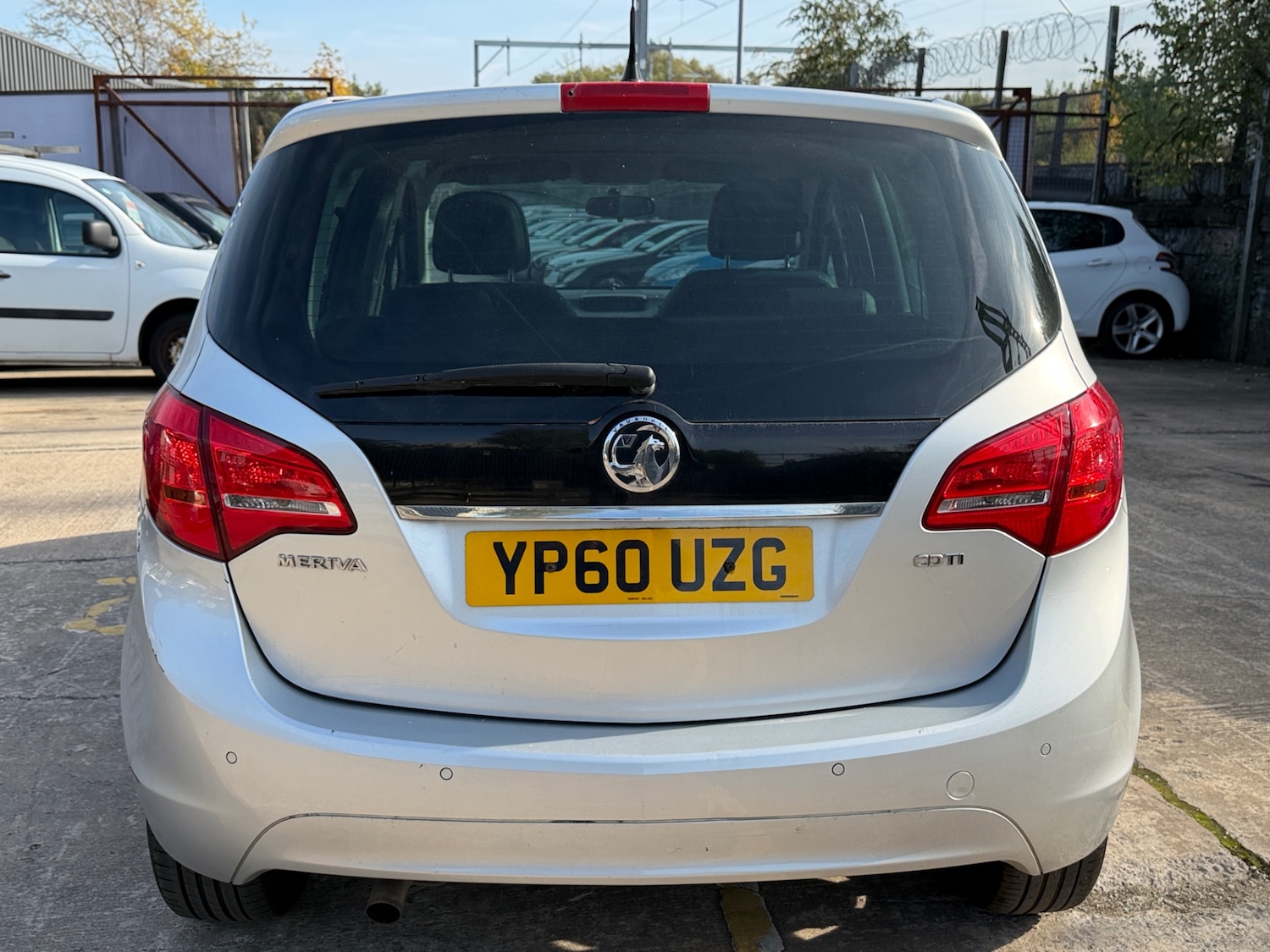Used Vauxhall Meriva 2011 for sale - 76252323: Photo 8