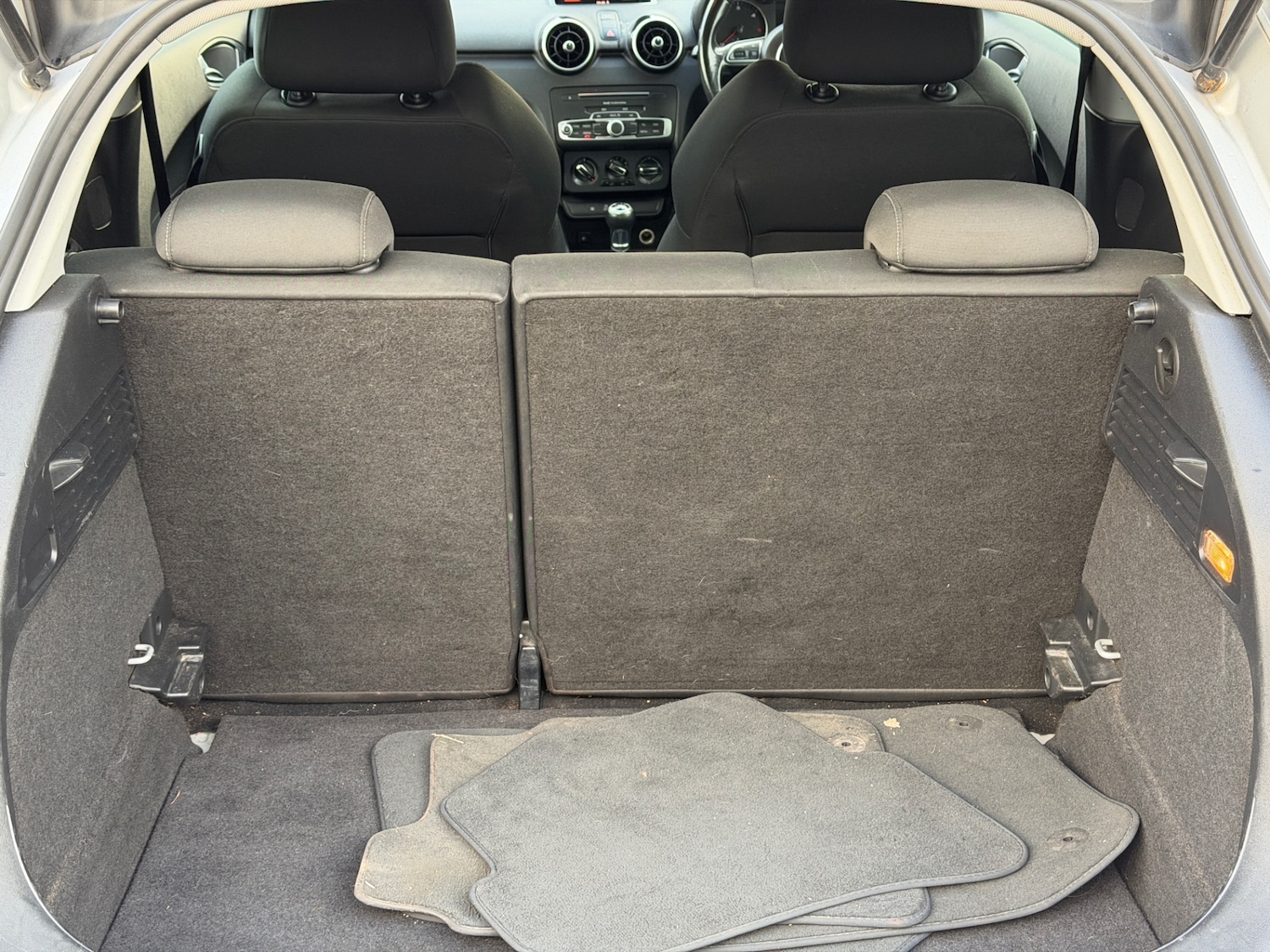 Used Audi A1 2011 for sale - 76891822: Photo 14