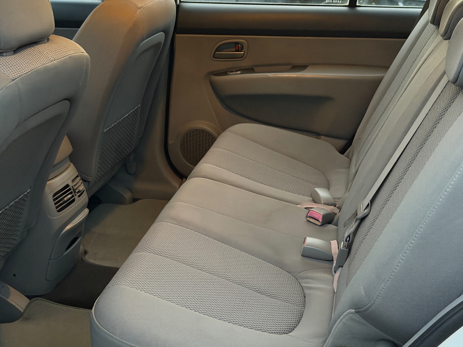 Used Kia Carens 2009 for sale - 76882054: Photo 12