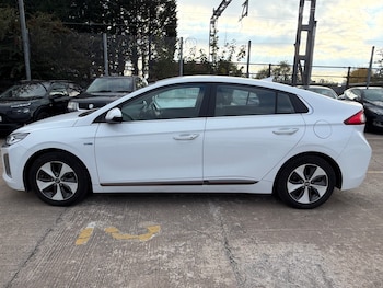 Used Hyundai IONIQ 2018 for sale - 76277116: Photo