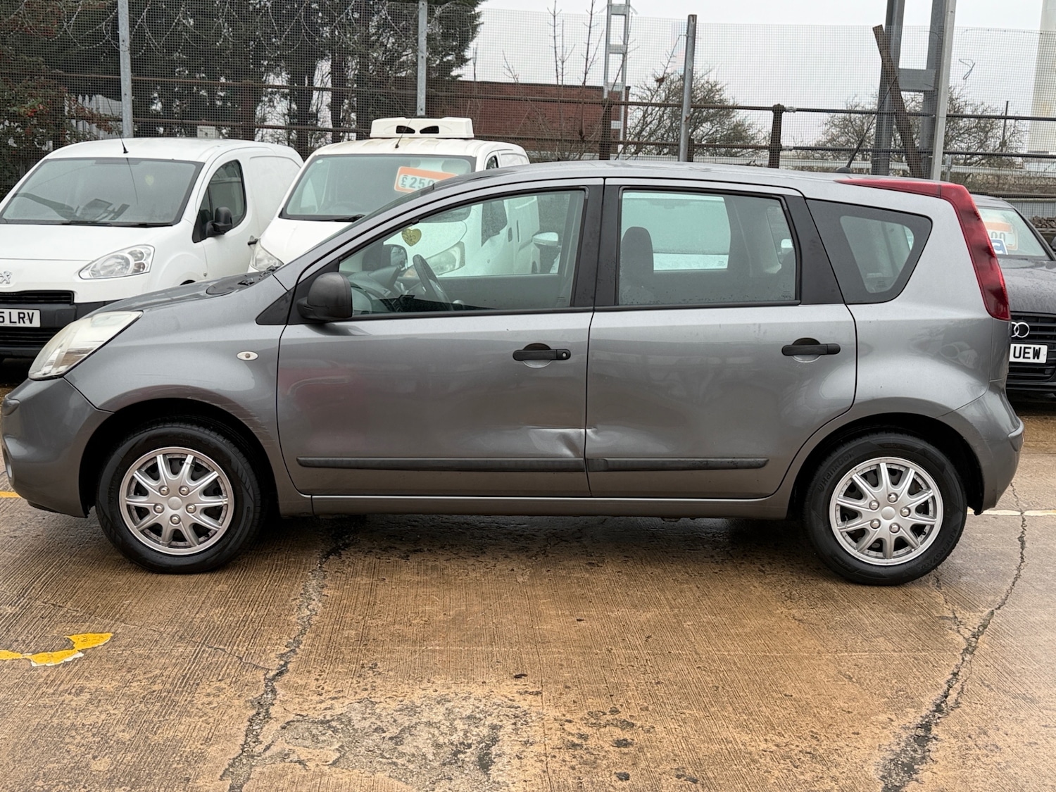 Used Nissan Note 2017 for sale - 77303905: Photo 4