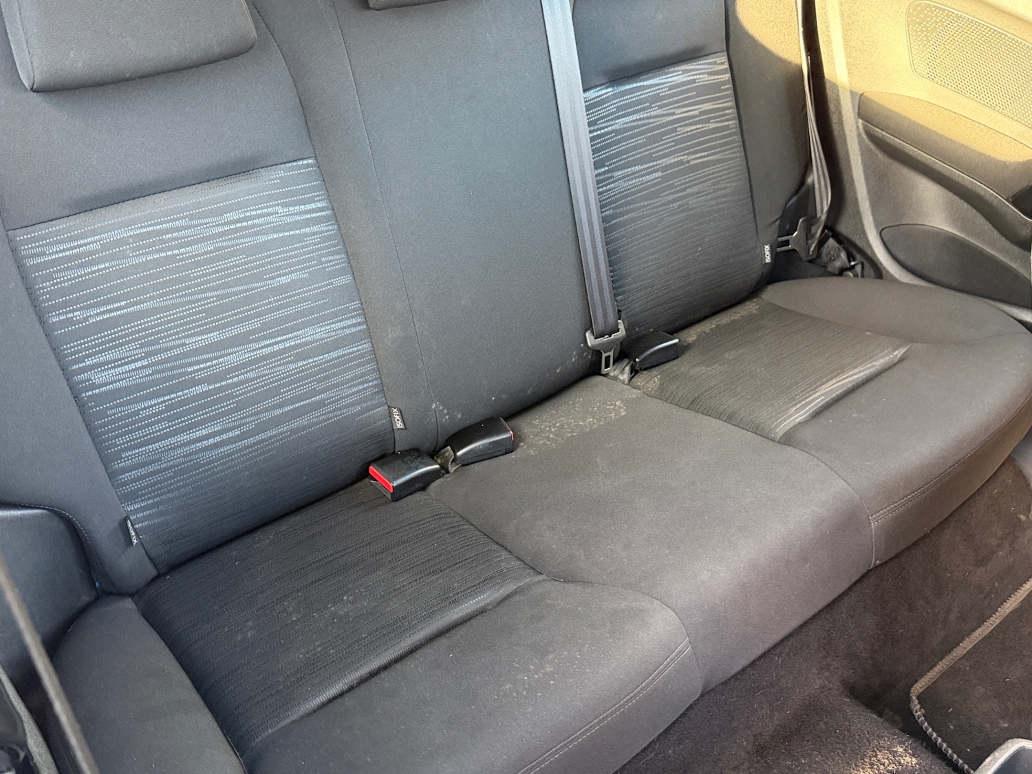 Used Peugeot 208 2012 for sale - 76280452: Photo 13