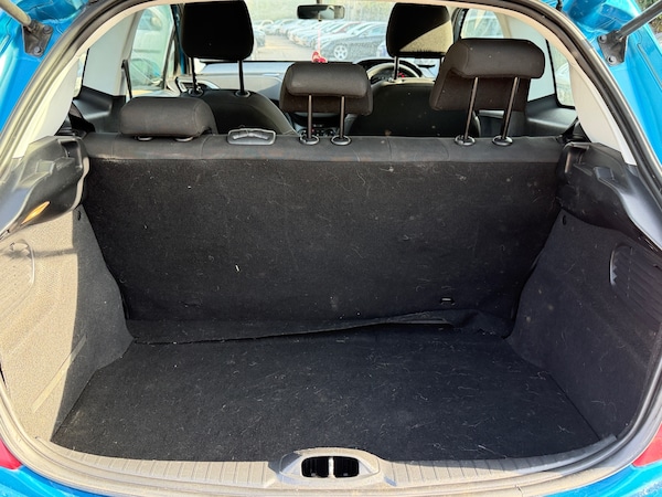 Used Peugeot 208 2012 for sale - 76280452: Photo 13