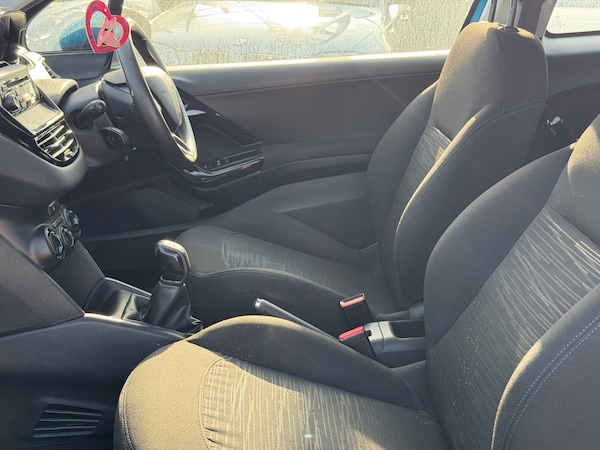 Used Peugeot 208 2012 for sale - 76280452: Photo 15