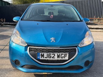 Used Peugeot 208 2012 for sale - 76280452: Photo