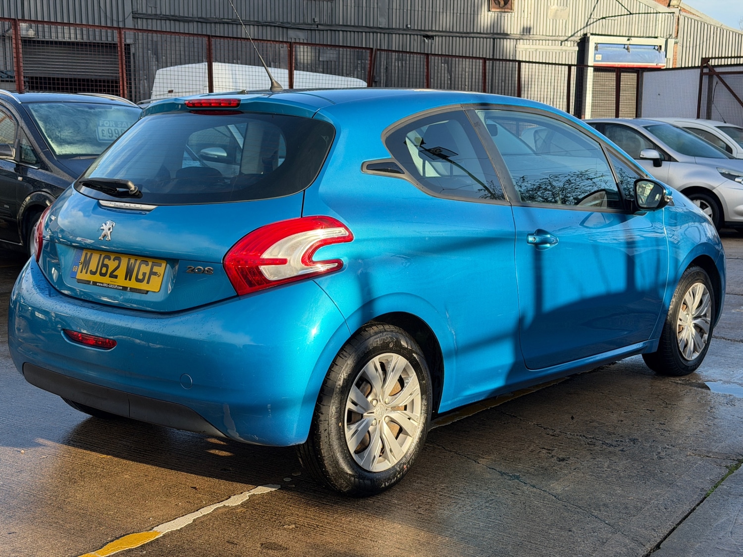 Used Peugeot 208 2012 for sale - 76280452: Photo 7