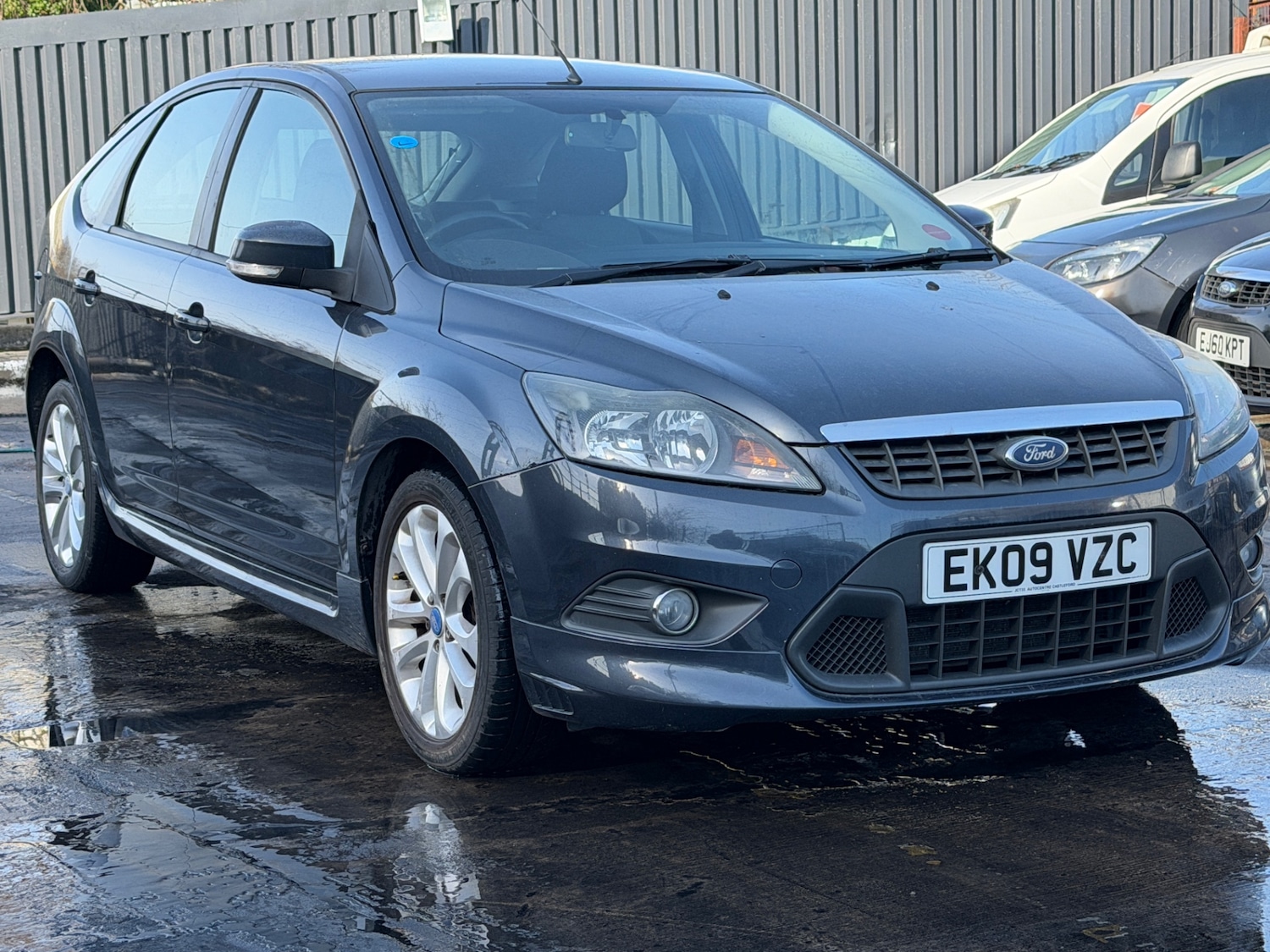 Used Ford Focus 2009 for sale - 77557266: Photo 1