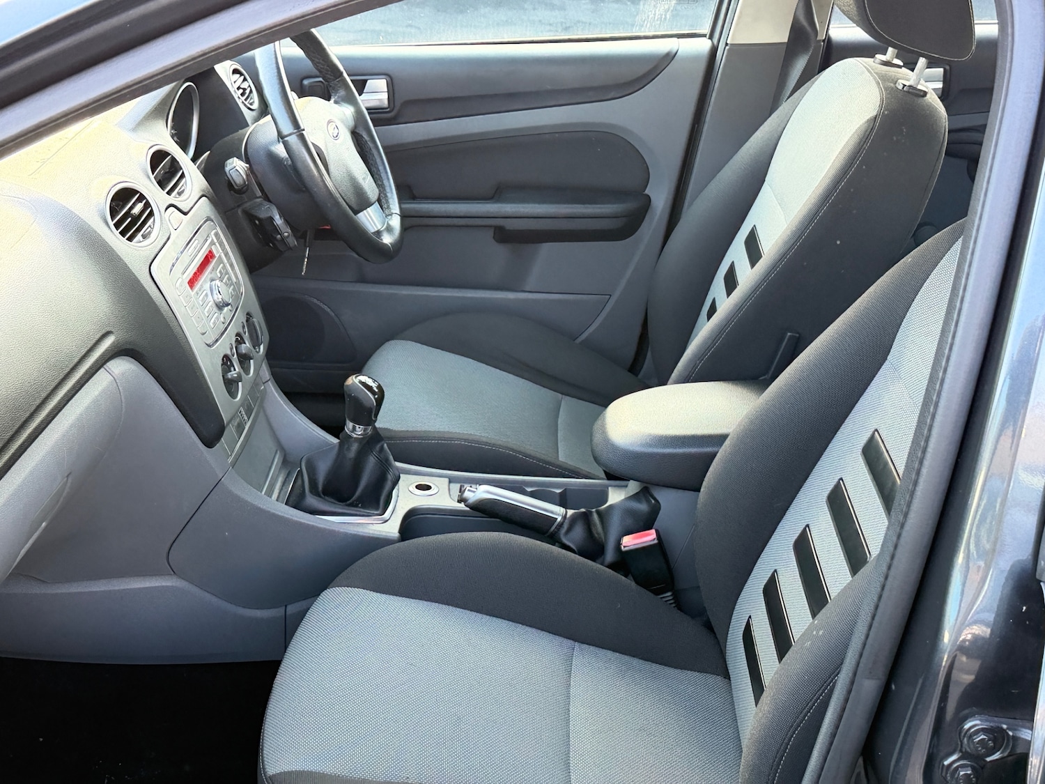 Used Ford Focus 2009 for sale - 77557266: Photo 16