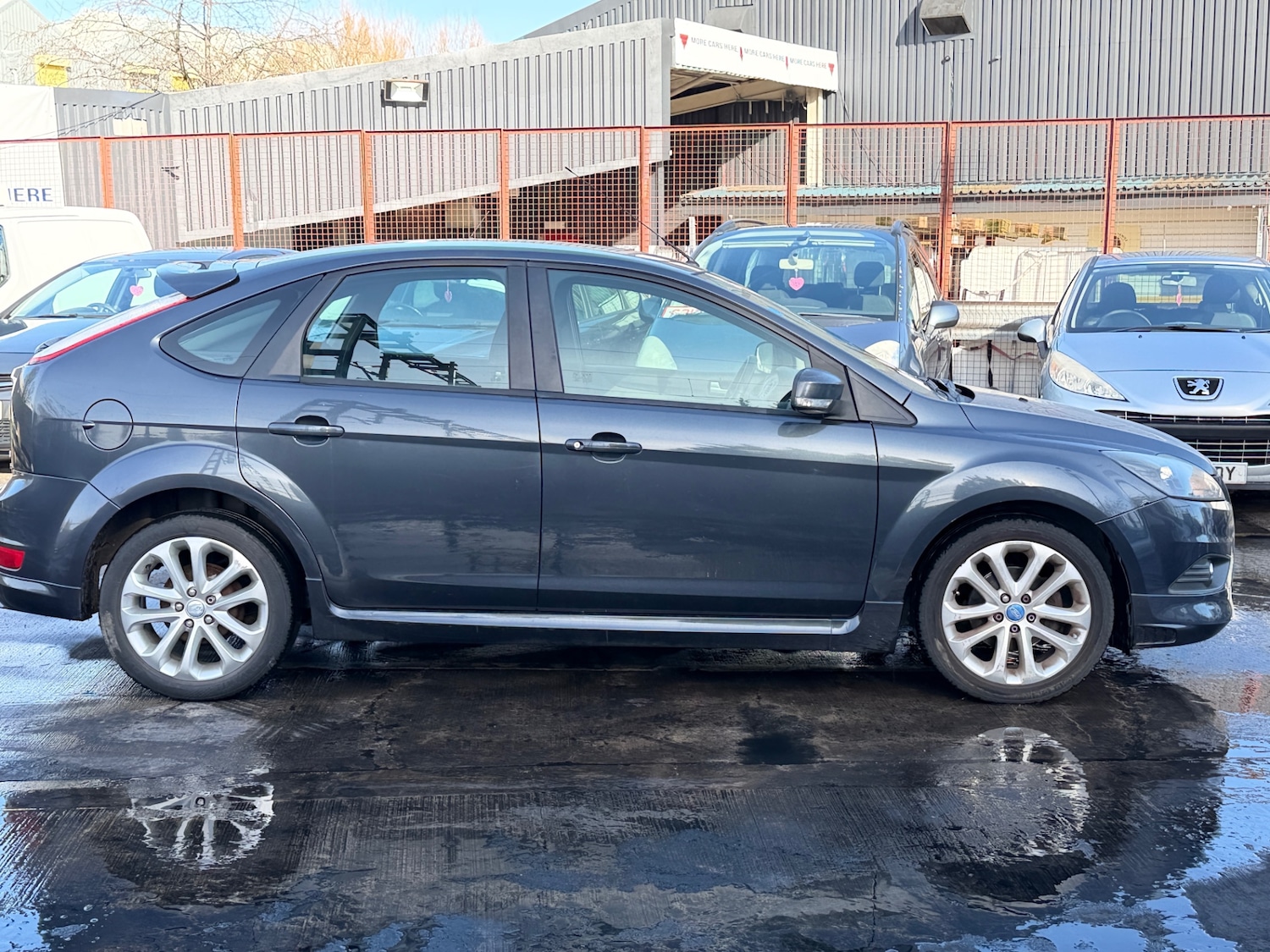 Used Ford Focus 2009 for sale - 77557266: Photo 8