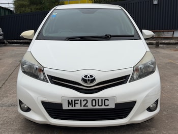 Used Toyota Yaris 2012 for sale - 79326601: Photo
