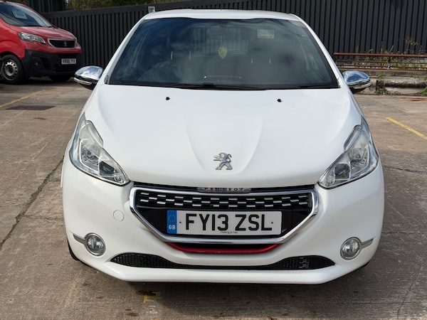 Used Peugeot 208 2013 for sale - 75629423: Photo 3