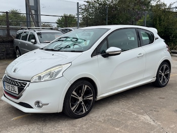 Used Peugeot 208 2013 for sale - 75629423: Photo