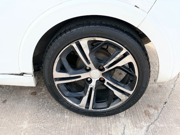 Used Peugeot 208 2013 for sale - 75629423: Photo 9