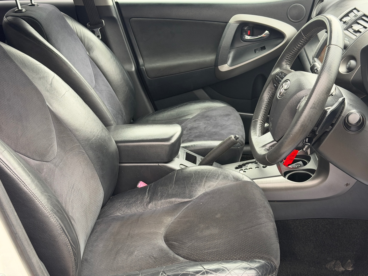 Used Toyota RAV4 2011 for sale - 77501764: Photo 13