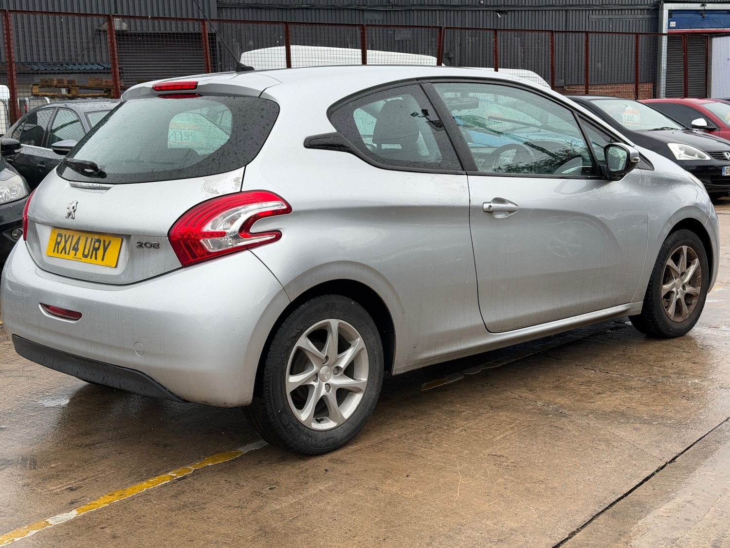 Used Peugeot 208 2014 for sale - 78014245: Photo 7
