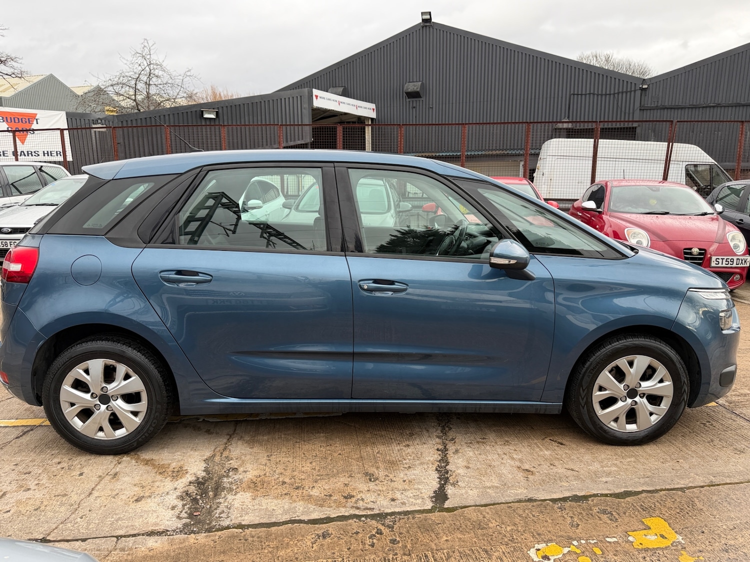 Used Citroen C4 Picasso 2014 for sale - 77303850: Photo 11