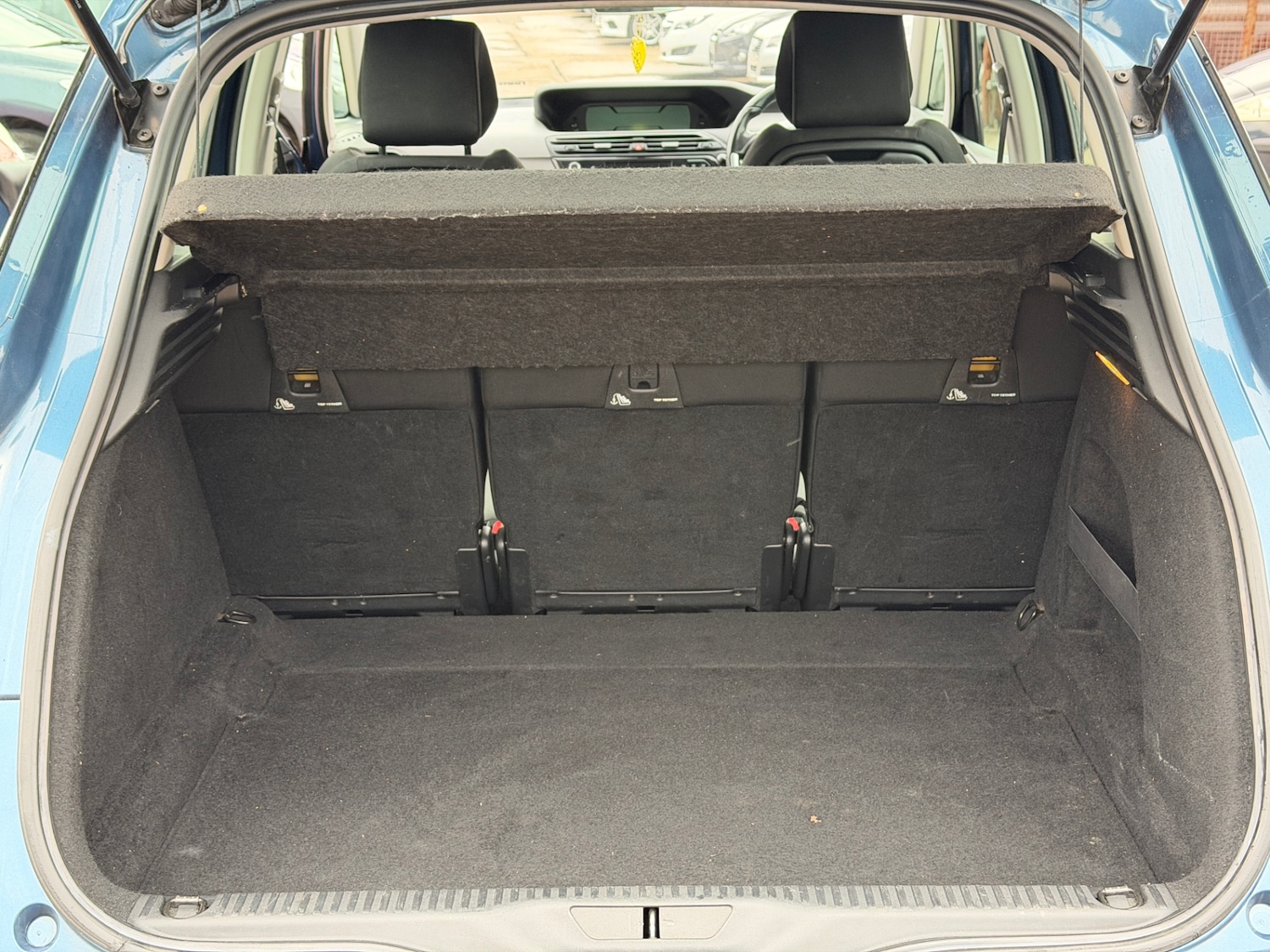 Used Citroen C4 Picasso 2014 for sale - 77303850: Photo 17