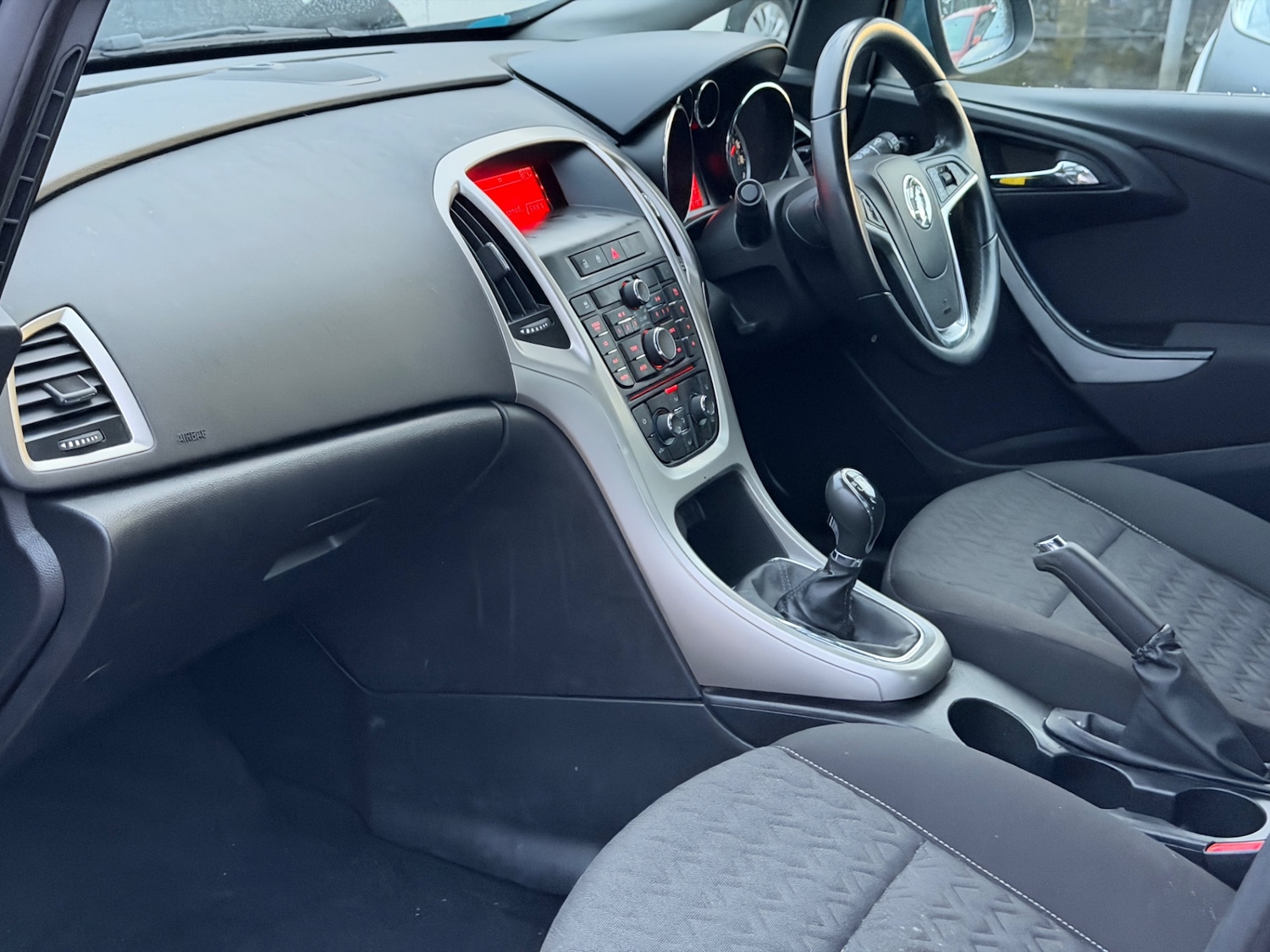 Used Vauxhall Astra 2013 for sale - 76938325: Photo 16