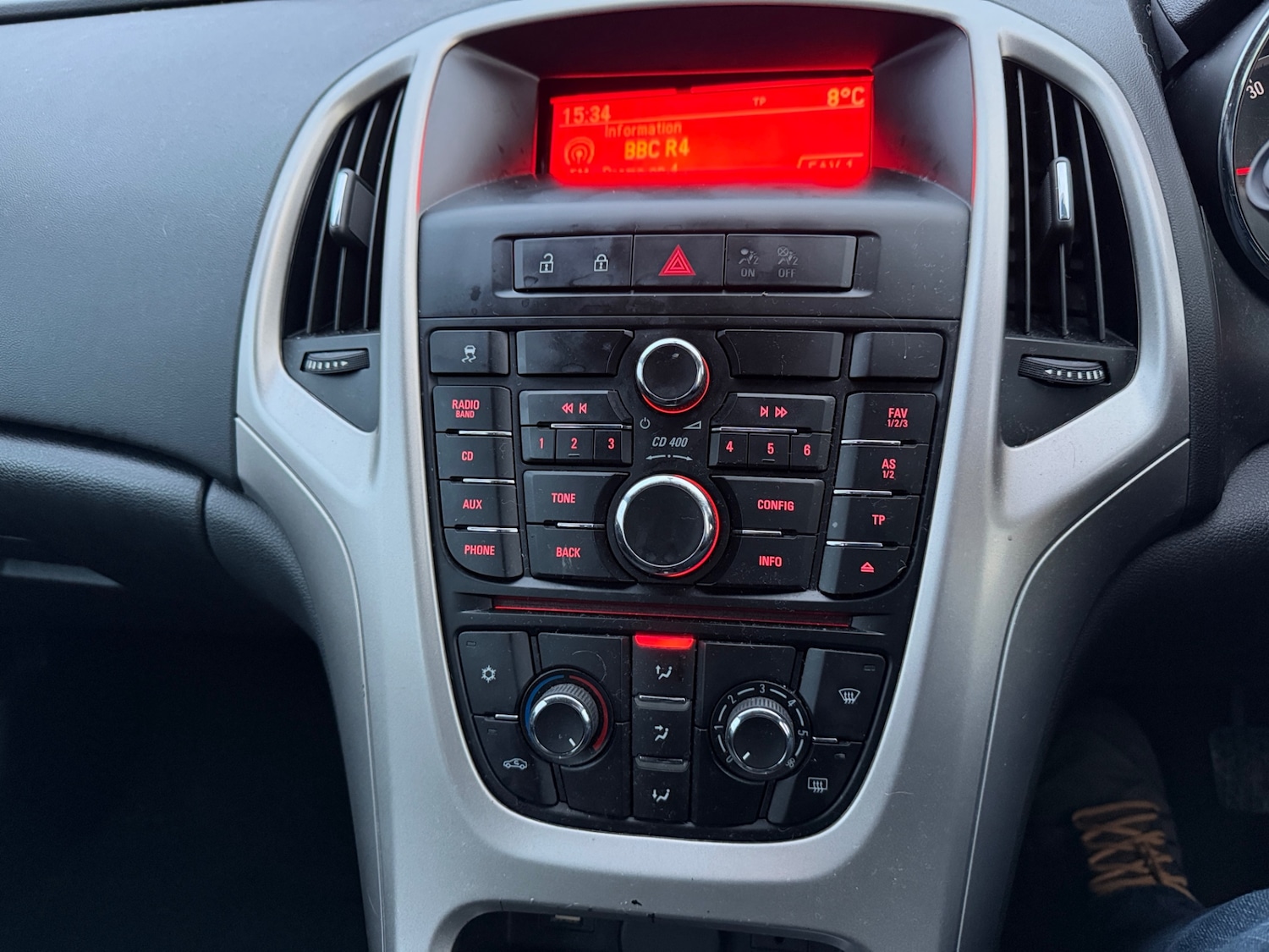 Used Vauxhall Astra 2013 for sale - 76938325: Photo 20