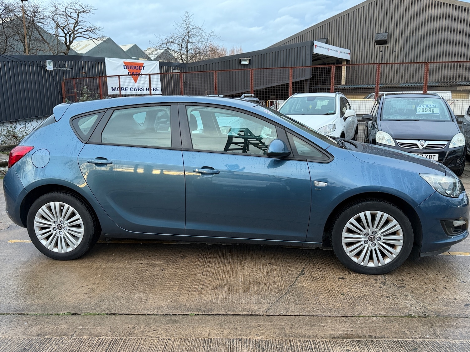 Used Vauxhall Astra 2013 for sale - 76938325: Photo 6
