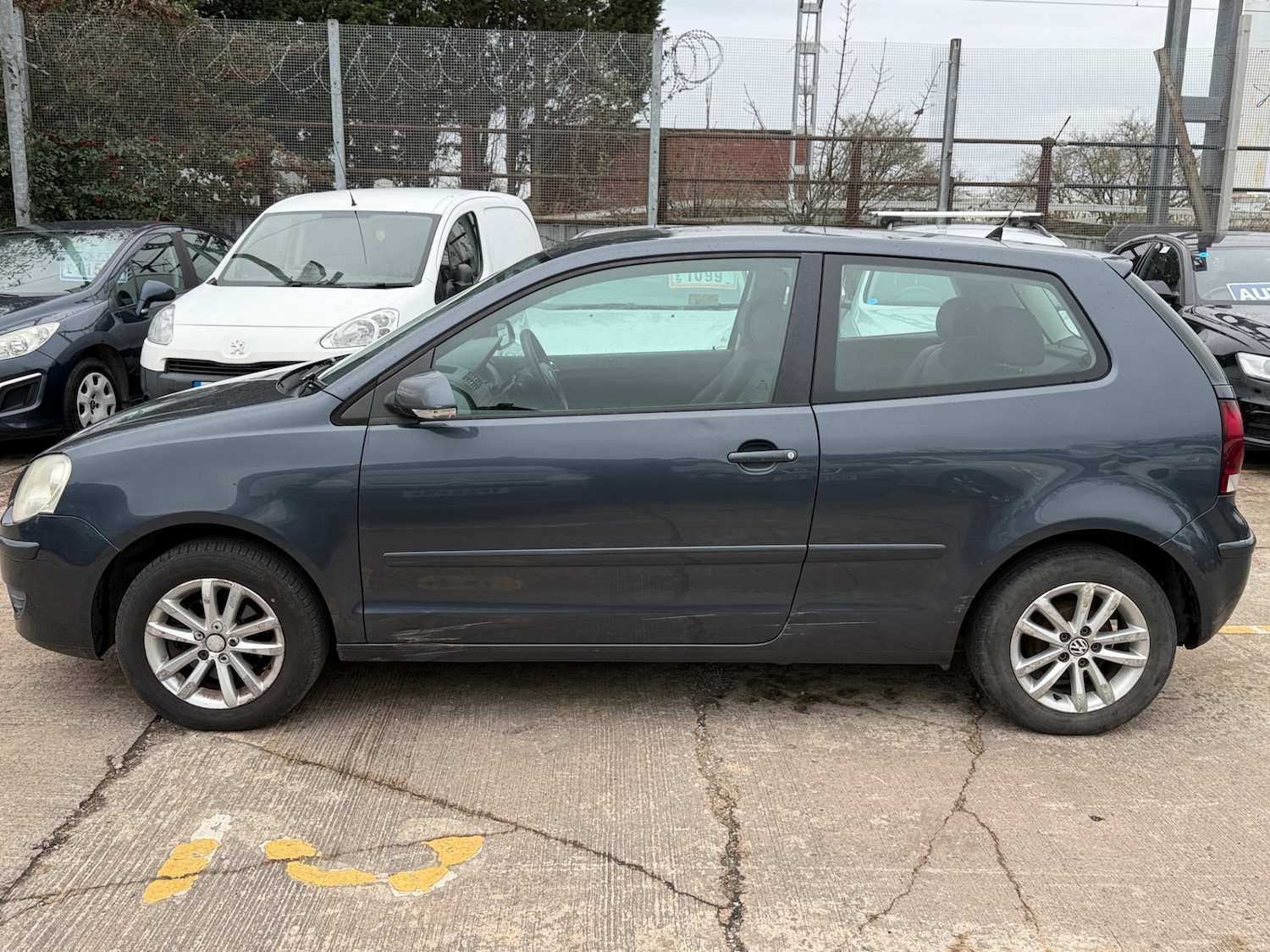 Used Volkswagen Polo 2008 for sale - 77462919: Photo 4