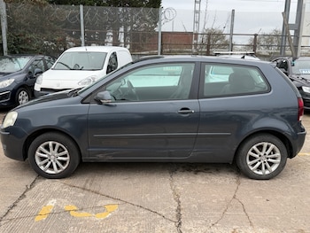 Used Volkswagen Polo 2008 for sale - 77462919: Photo