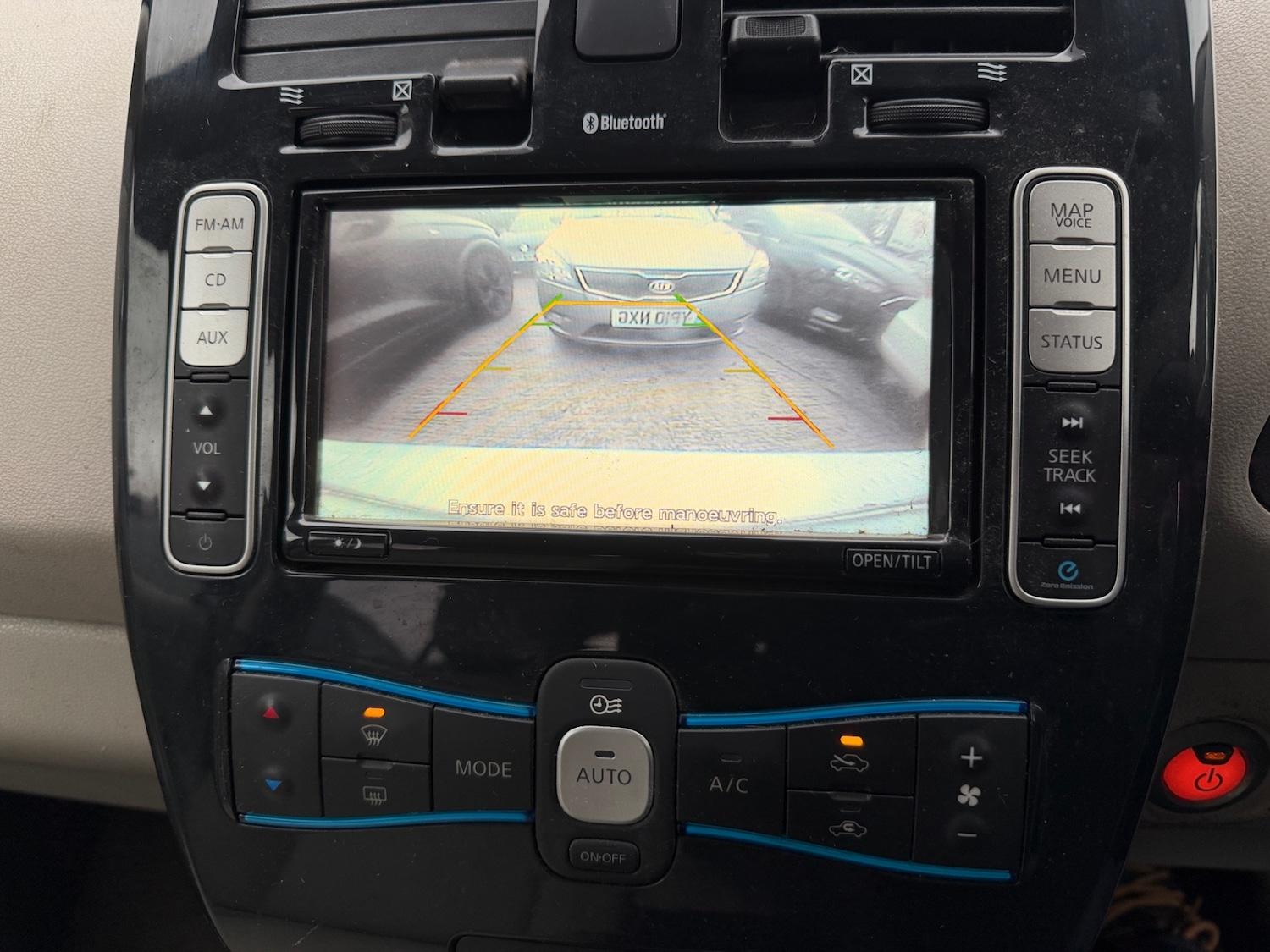 Used Nissan Leaf 2011 for sale - 77154700: Photo 17