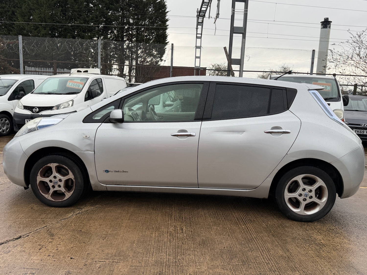 Used Nissan Leaf 2011 for sale - 77154700: Photo 4