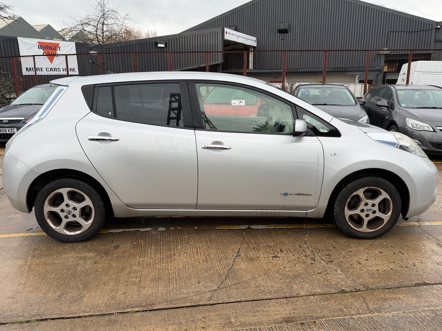 Used Nissan Leaf 2011 for sale - 77154700: Photo 8