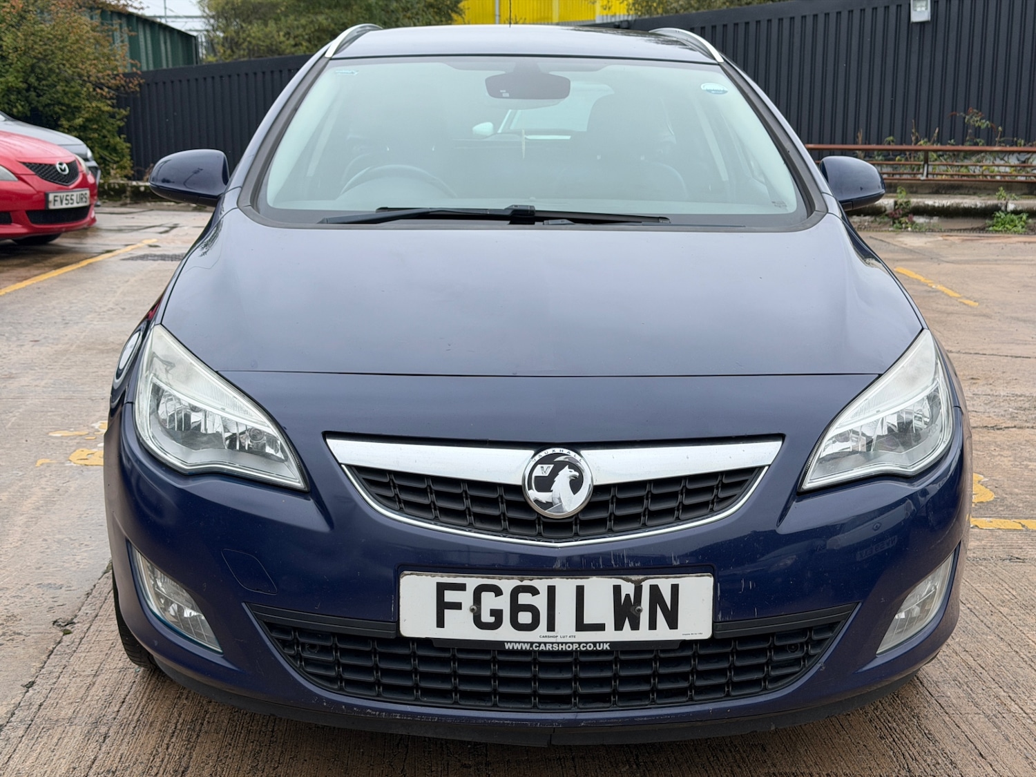 Used Vauxhall Astra 2011 for sale - 76141054: Photo 3