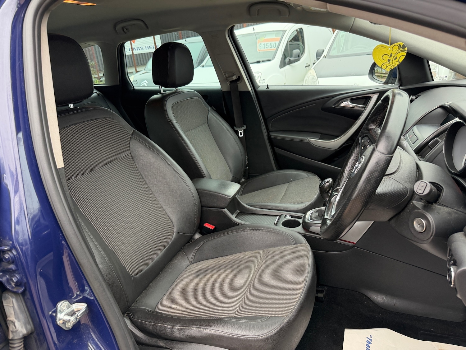 Used Vauxhall Astra 2011 for sale - 76141054: Photo 8