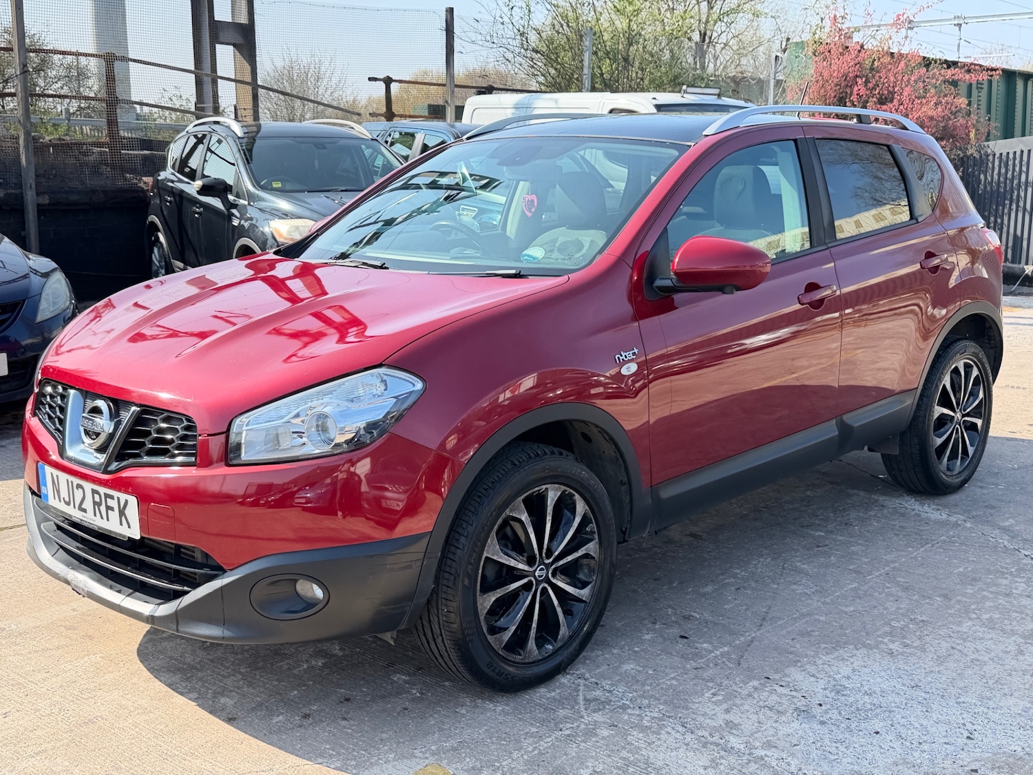 Used Nissan Qashqai 2012 for sale - 77974270: Photo 2