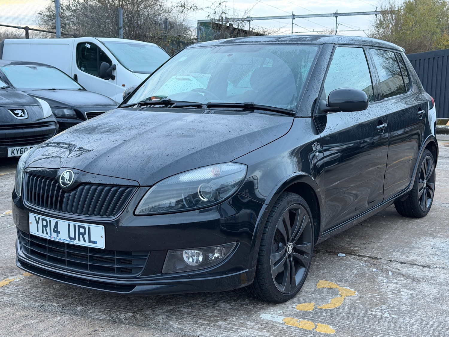 Used Skoda Fabia 2014 for sale - 76666053: Photo 2