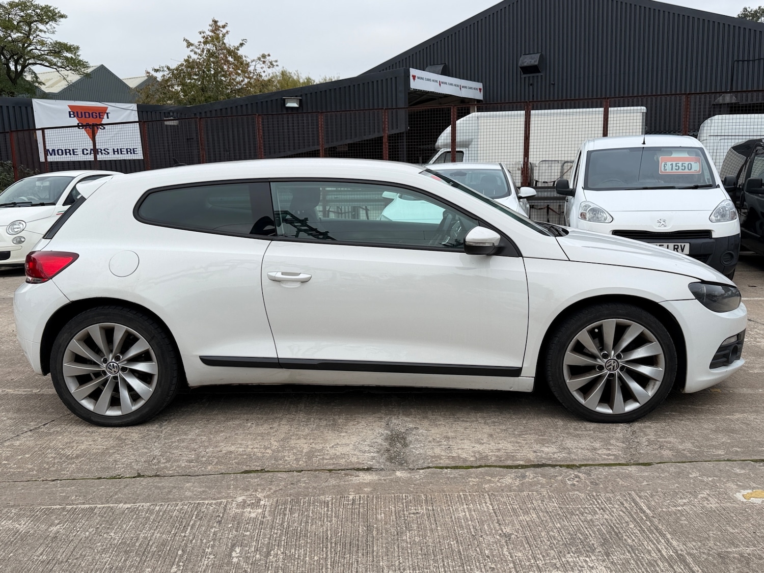 Used Volkswagen Scirocco 2011 for sale - 76279273: Photo 9