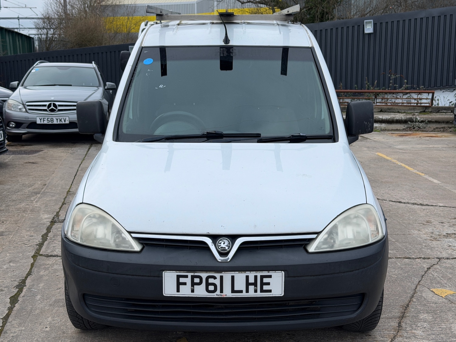 Used Vauxhall Combo 2011 for sale - 77381020: Photo 3