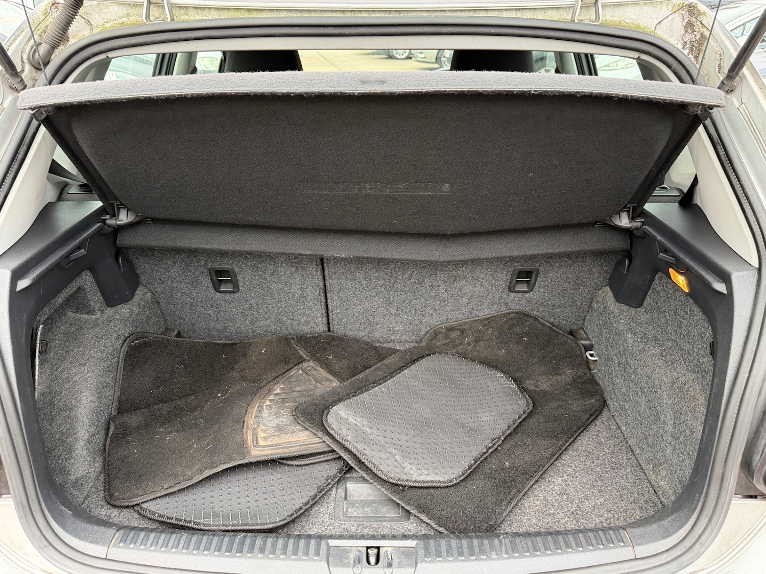 Used Volkswagen Polo 2014 for sale - 77462884: Photo 10