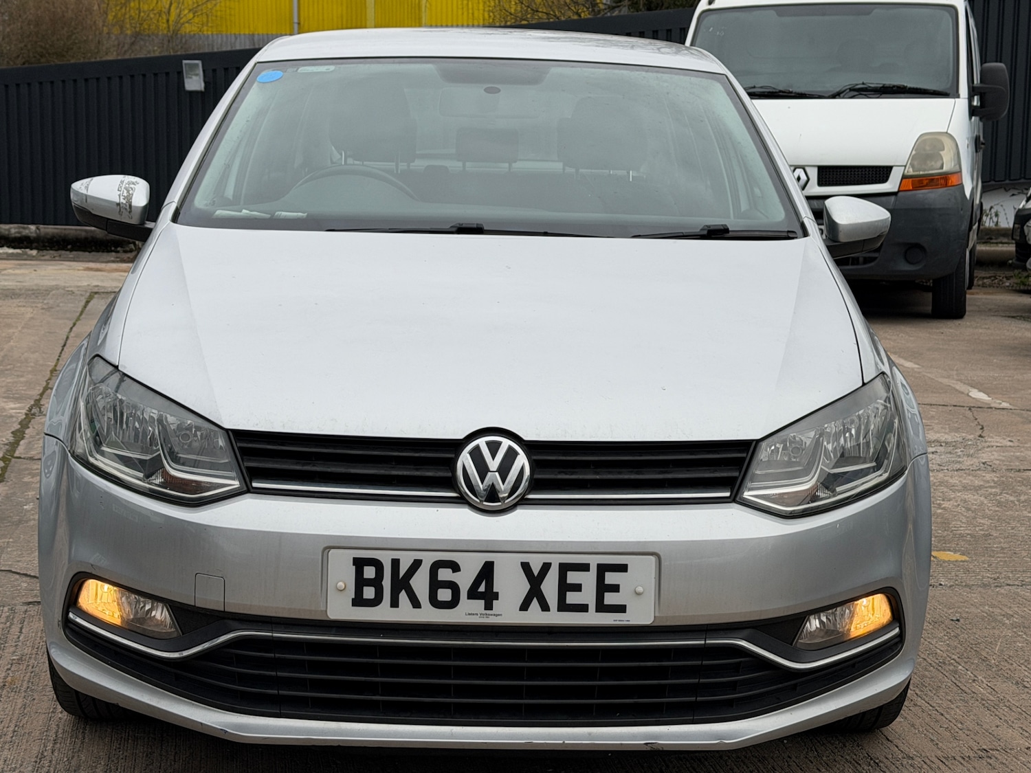 Used Volkswagen Polo 2014 for sale - 77462884: Photo 2